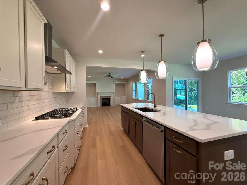 2022 Sabra Street, Gastonia, NC 28054.  MLS# CAR4398300, YatesRealty ID 42528. Kitchen