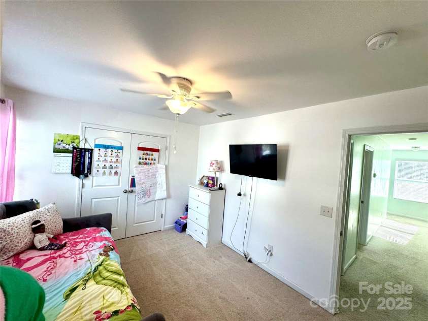 719 Mountain Quail Drive, Charlotte, NC 28216.  MLS# CAR4228004, YatesRealty ID 4253. Secondary Room 3