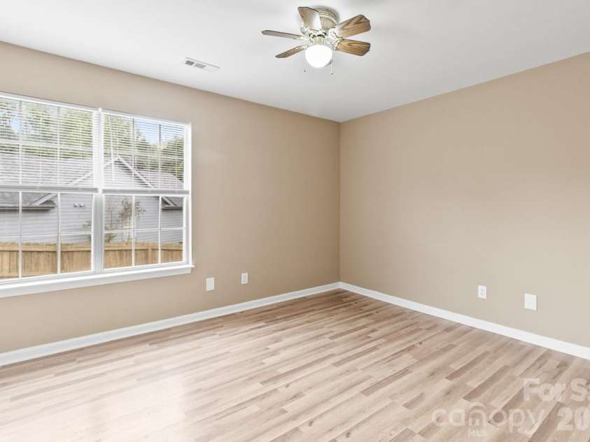 384 Cedarcroft Drive, Mooresville, NC 28115.  MLS# CAR4411146, YatesRealty ID 42530. 