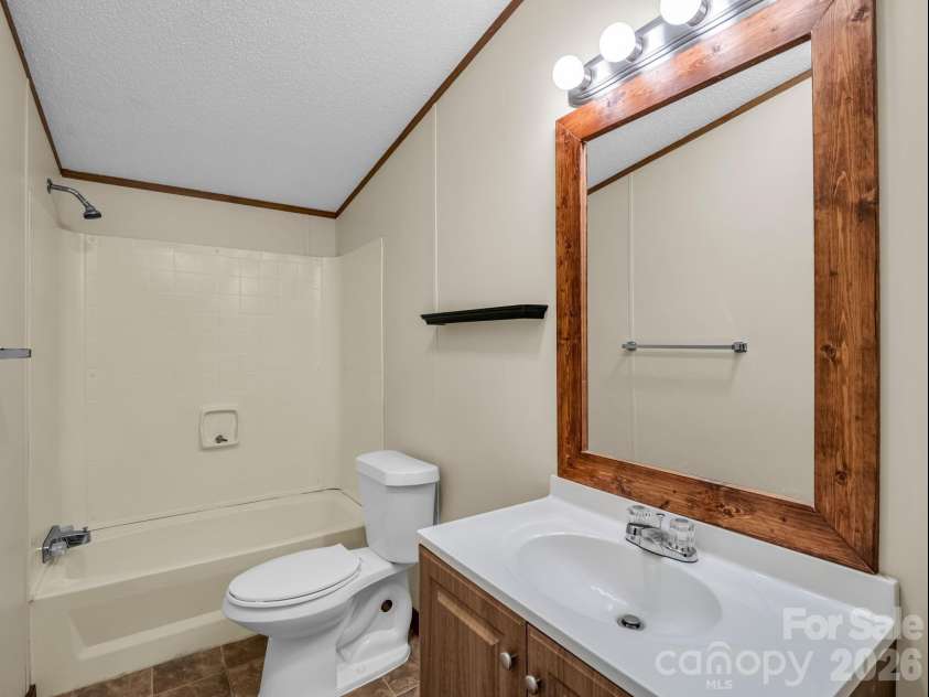 404 Newton Cole Road, Forest City, NC 28043.  MLS# CAR4408599, YatesRealty ID 42534. 