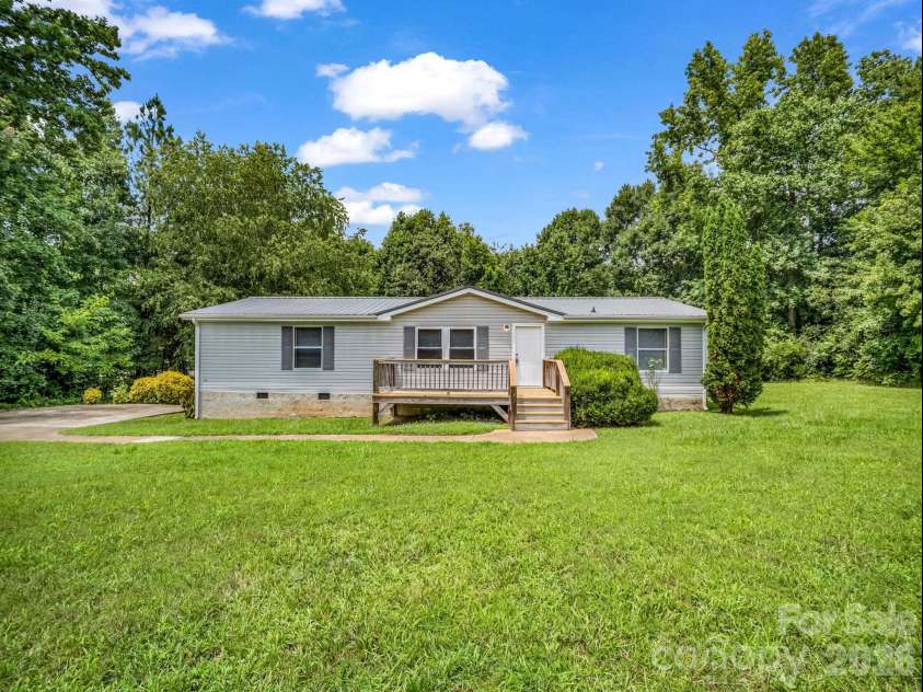 404 Newton Cole Road, Forest City, NC 28043.  MLS# CAR4408599, YatesRealty ID 42534. 