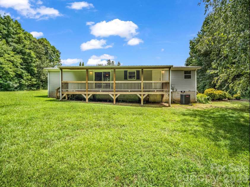 404 Newton Cole Road, Forest City, NC 28043.  MLS# CAR4408599, YatesRealty ID 42534. 