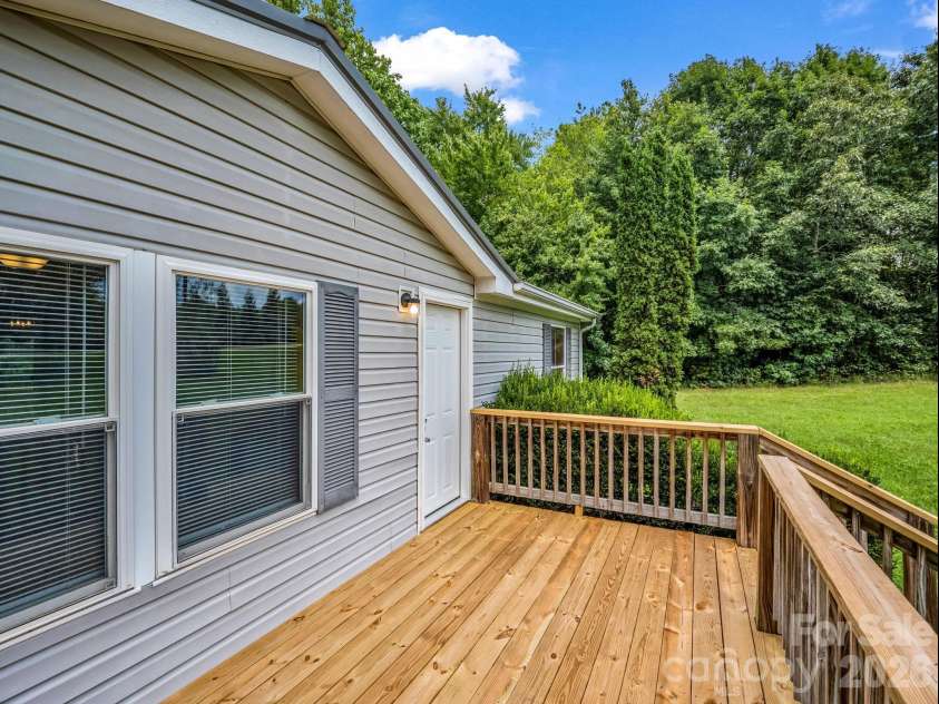 404 Newton Cole Road, Forest City, NC 28043.  MLS# CAR4408599, YatesRealty ID 42534. 