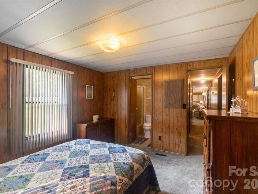 9606 Walkers Ferry Road, Charlotte, NC 28214.  MLS# CAR4409843, YatesRealty ID 42537. 