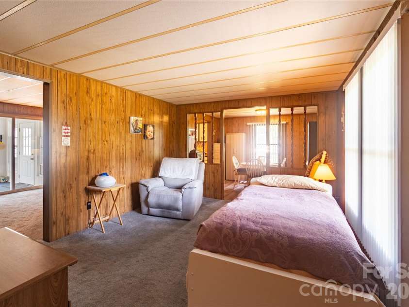 9606 Walkers Ferry Road, Charlotte, NC 28214.  MLS# CAR4409843, YatesRealty ID 42537. 