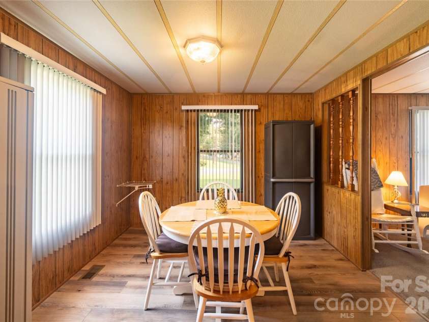 9606 Walkers Ferry Road, Charlotte, NC 28214.  MLS# CAR4409843, YatesRealty ID 42537. 