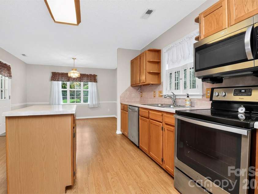 4619 Winterberry Lane, Monroe, NC 28110.  MLS# CAR4409983, YatesRealty ID 42538. 