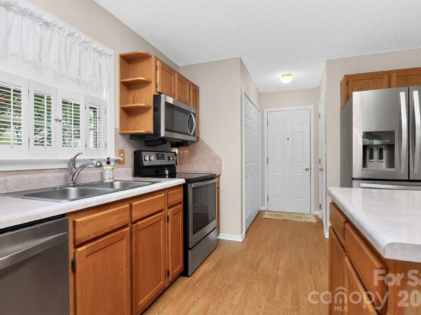 4619 Winterberry Lane, Monroe, NC 28110.  MLS# CAR4409983, YatesRealty ID 42538. 