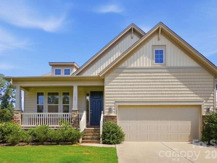 1100 Morning View Drive, Belmont, NC 28012.  MLS# CAR4405133, YatesRealty ID 42539. 