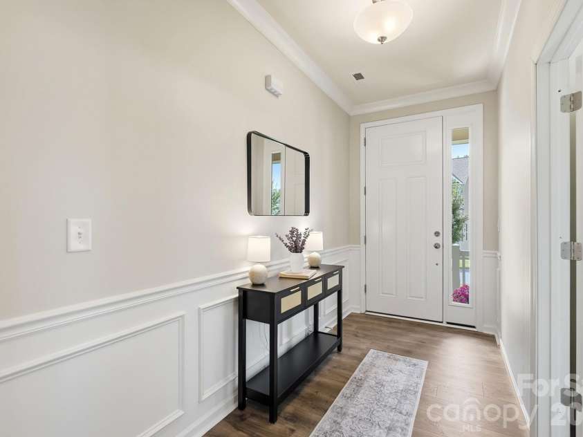 1100 Morning View Drive, Belmont, NC 28012.  MLS# CAR4405133, YatesRealty ID 42539. 