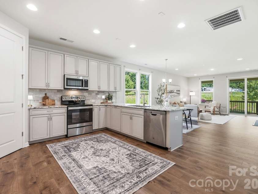 1100 Morning View Drive, Belmont, NC 28012.  MLS# CAR4405133, YatesRealty ID 42539. 