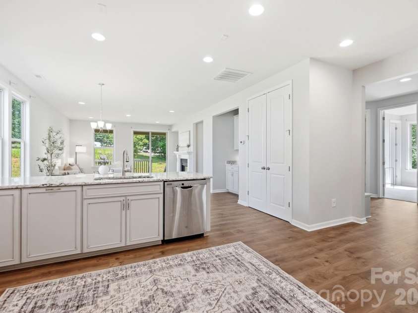 1100 Morning View Drive, Belmont, NC 28012.  MLS# CAR4405133, YatesRealty ID 42539. 
