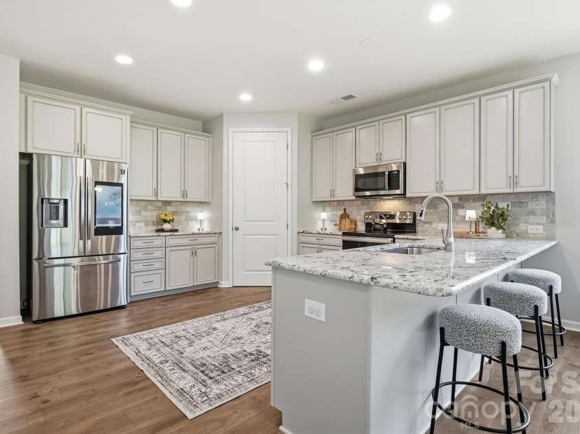 1100 Morning View Drive, Belmont, NC 28012.  MLS# CAR4405133, YatesRealty ID 42539. 