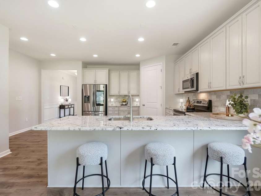 1100 Morning View Drive, Belmont, NC 28012.  MLS# CAR4405133, YatesRealty ID 42539. 