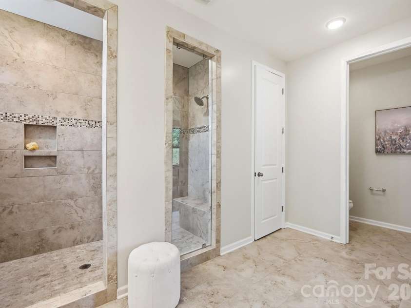 1100 Morning View Drive, Belmont, NC 28012.  MLS# CAR4405133, YatesRealty ID 42539. 