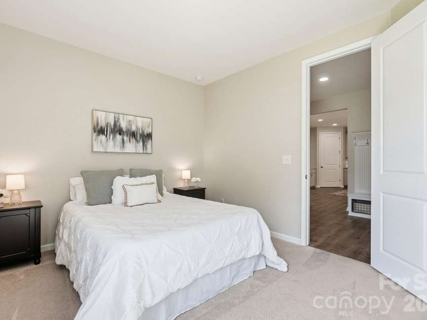 1100 Morning View Drive, Belmont, NC 28012.  MLS# CAR4405133, YatesRealty ID 42539. 