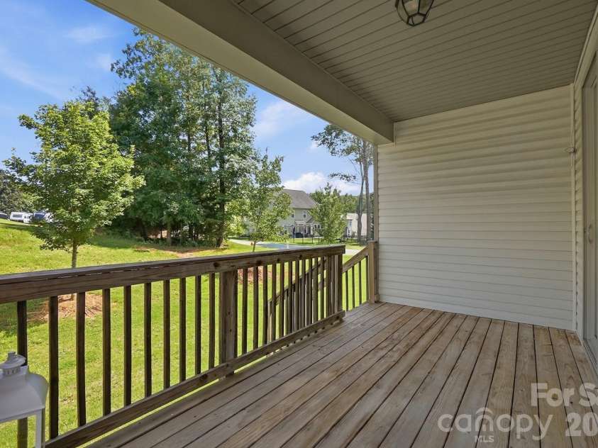 1100 Morning View Drive, Belmont, NC 28012.  MLS# CAR4405133, YatesRealty ID 42539. 