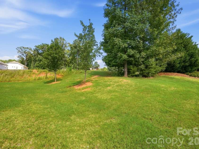1100 Morning View Drive, Belmont, NC 28012.  MLS# CAR4405133, YatesRealty ID 42539. 
