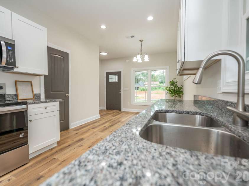 262 Florida Avenue, Spindale, NC 28160.  MLS# CAR4403941, YatesRealty ID 42541. 