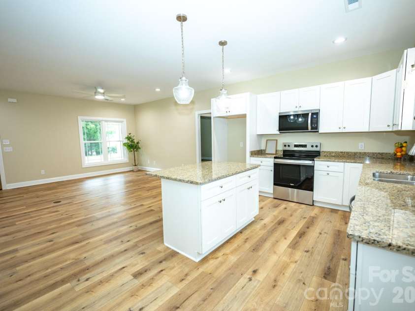258 Florida Avenue, Spindale, NC 28160.  MLS# CAR4411159, YatesRealty ID 42542. 
