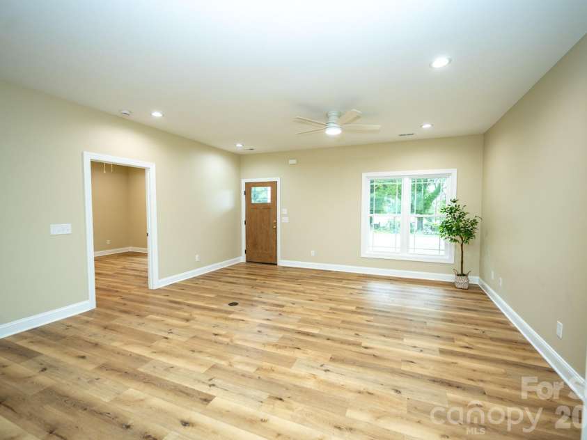 258 Florida Avenue, Spindale, NC 28160.  MLS# CAR4411159, YatesRealty ID 42542. 