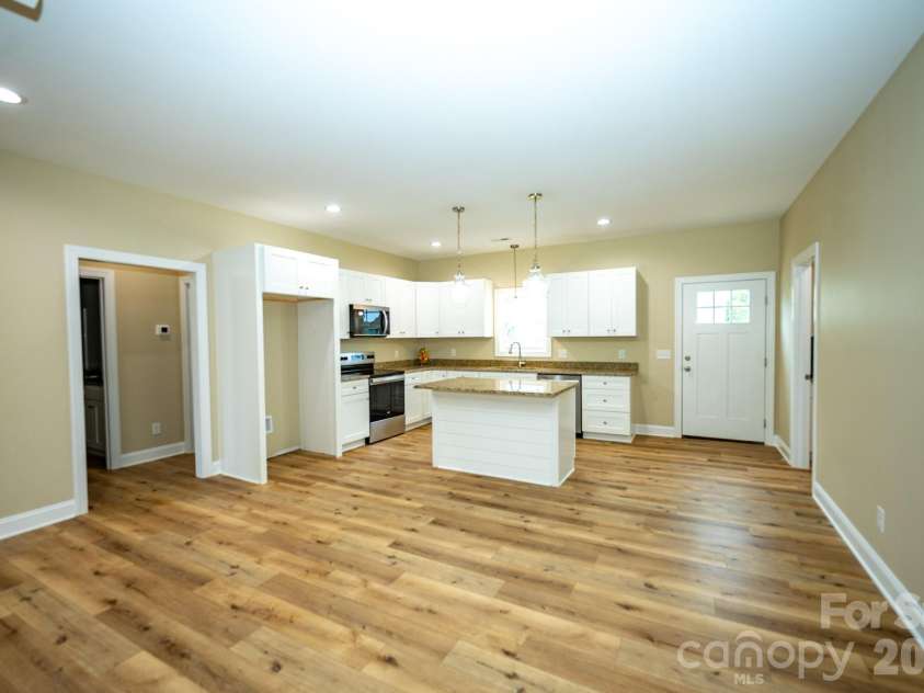 258 Florida Avenue, Spindale, NC 28160.  MLS# CAR4411159, YatesRealty ID 42542. 