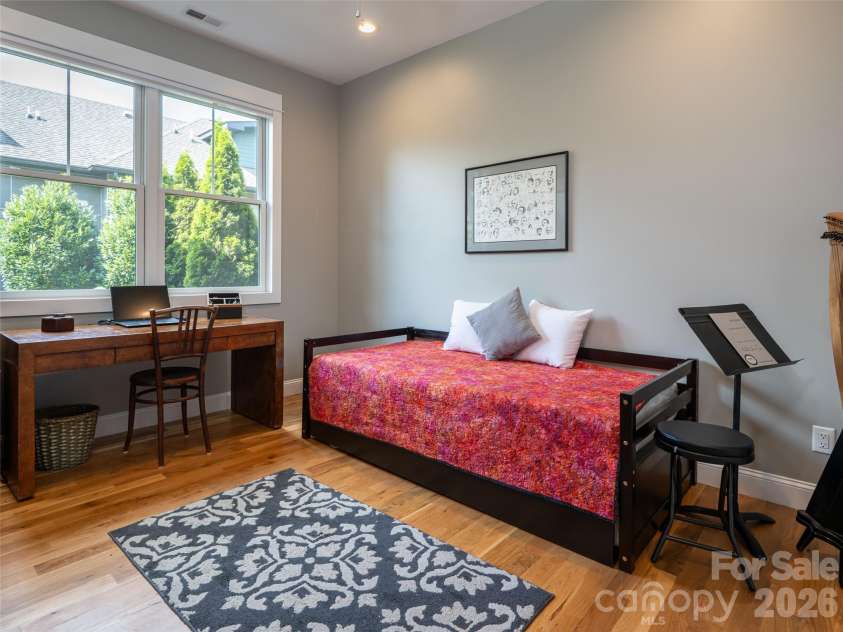 309 Ava Lane, Asheville, NC 28804.  MLS# CAR4406925, YatesRealty ID 42543. 