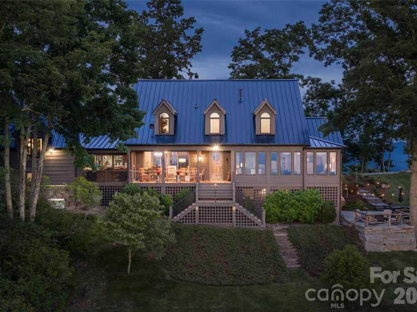 145 Kalmia Drive, Asheville, NC 28804.  MLS# CAR4394362, YatesRealty ID 42544. 