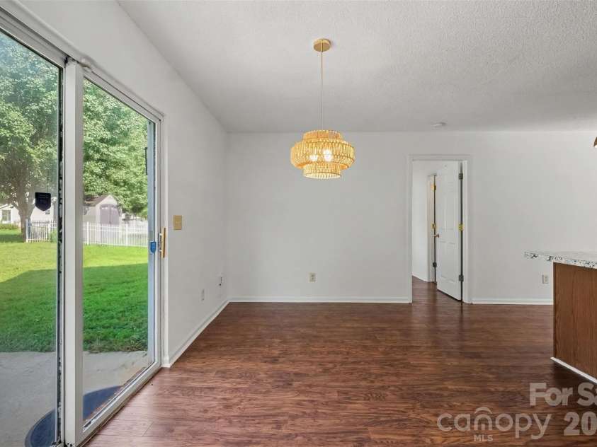 1910 Olsen Lane, Charlotte, NC 28213.  MLS# CAR4402471, YatesRealty ID 42545. 