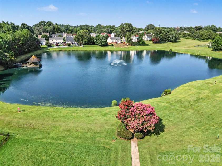 1910 Olsen Lane, Charlotte, NC 28213.  MLS# CAR4402471, YatesRealty ID 42545. 