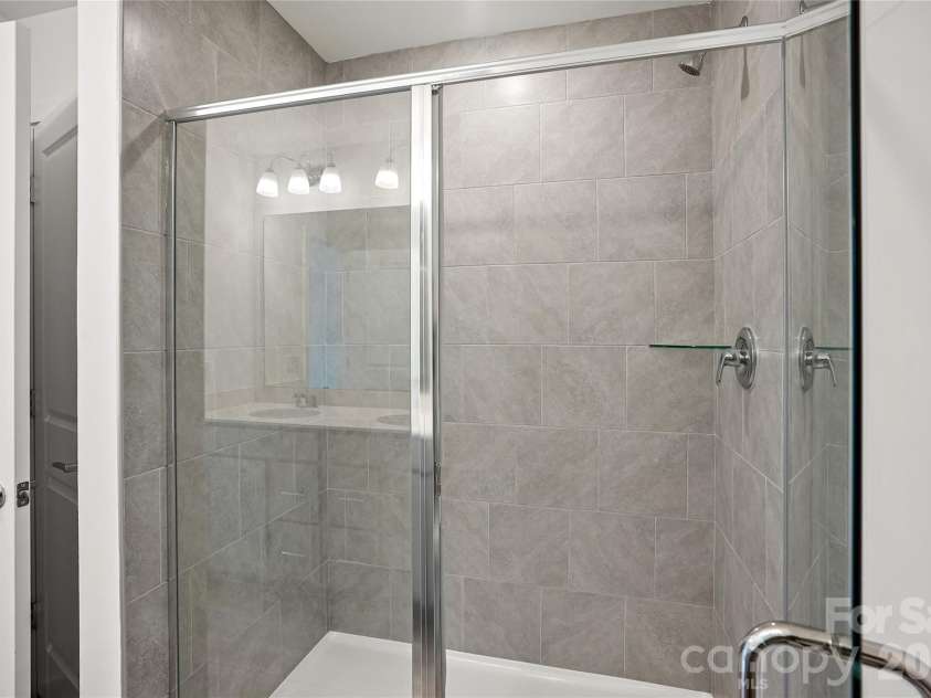 1017 Revival Row, Charlotte, NC 28208.  MLS# CAR4412932, YatesRealty ID 42549. 