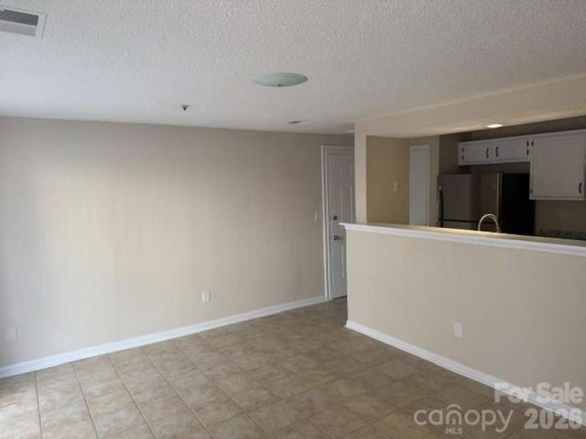 1610 Arlyn Circle, Charlotte, NC 28213.  MLS# CAR4357031, YatesRealty ID 4255. 