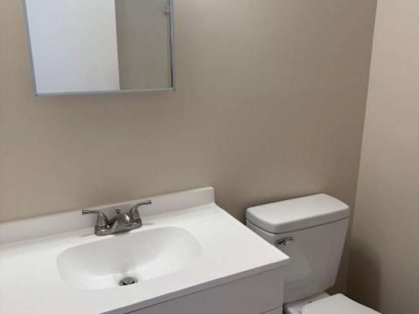 1610 Arlyn Circle, Charlotte, NC 28213.  MLS# CAR4357031, YatesRealty ID 4255. 