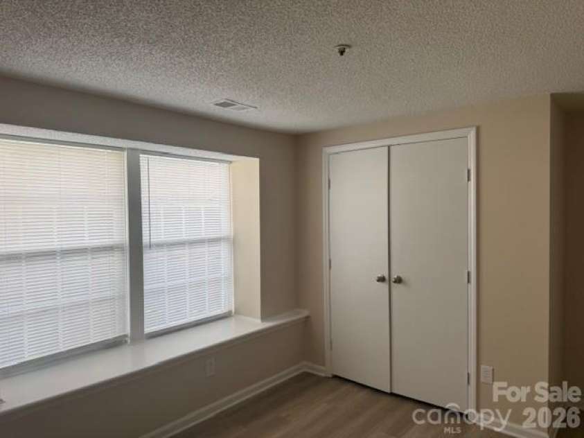 1610 Arlyn Circle, Charlotte, NC 28213.  MLS# CAR4357031, YatesRealty ID 4255. 