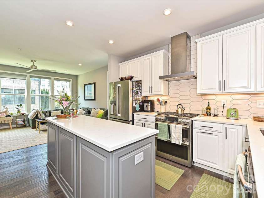 143 Music Hall Way, Charlotte, NC 28203.  MLS# CAR4412588, YatesRealty ID 42552. 