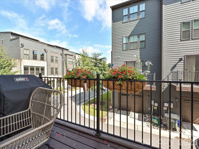 143 Music Hall Way, Charlotte, NC 28203.  MLS# CAR4412588, YatesRealty ID 42552. 
