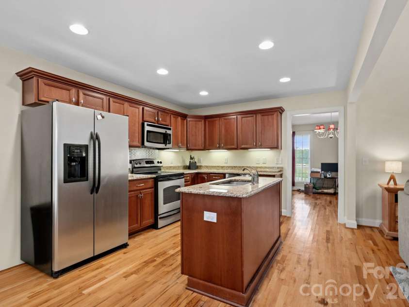 9801 Joe Kerr Road, Waxhaw, NC 28173.  MLS# CAR4411505, YatesRealty ID 42554. 