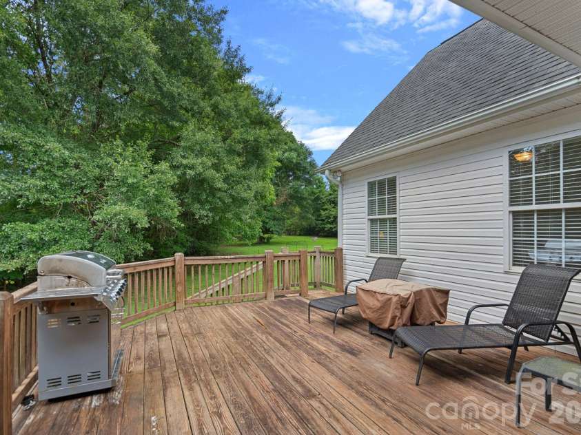 9801 Joe Kerr Road, Waxhaw, NC 28173.  MLS# CAR4411505, YatesRealty ID 42554. 