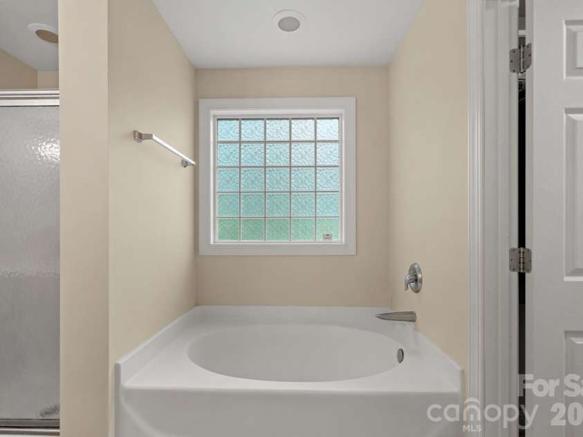 9801 Joe Kerr Road, Waxhaw, NC 28173.  MLS# CAR4411505, YatesRealty ID 42554. 