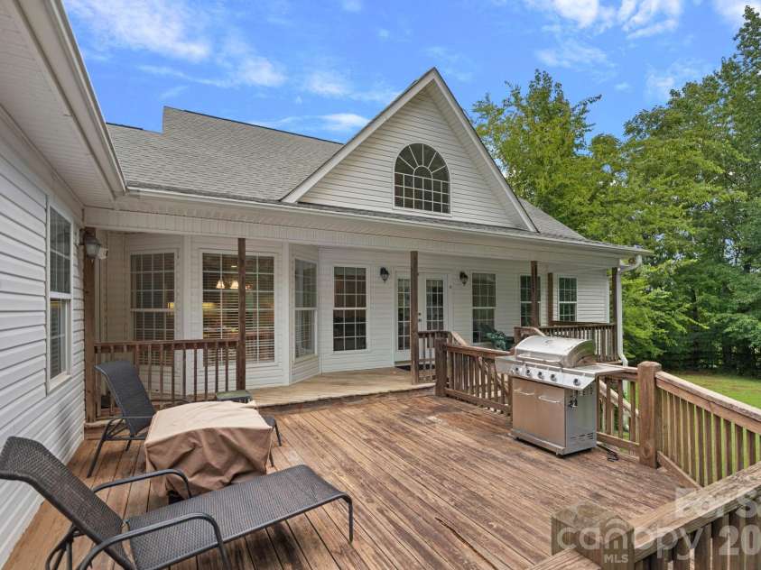 9801 Joe Kerr Road, Waxhaw, NC 28173.  MLS# CAR4411505, YatesRealty ID 42554. 