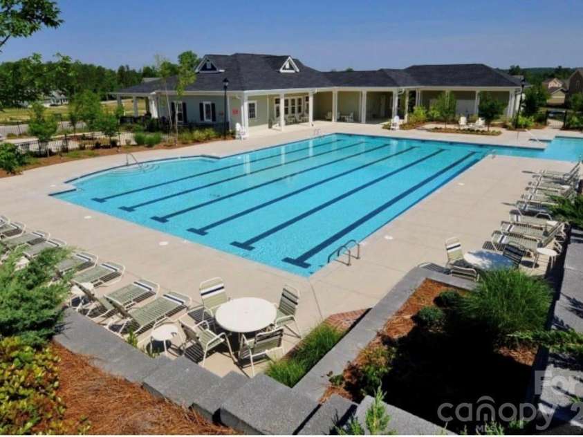 16523 Landen Forest Lane, Davidson, NC 28036.  MLS# CAR4407830, YatesRealty ID 42556. 