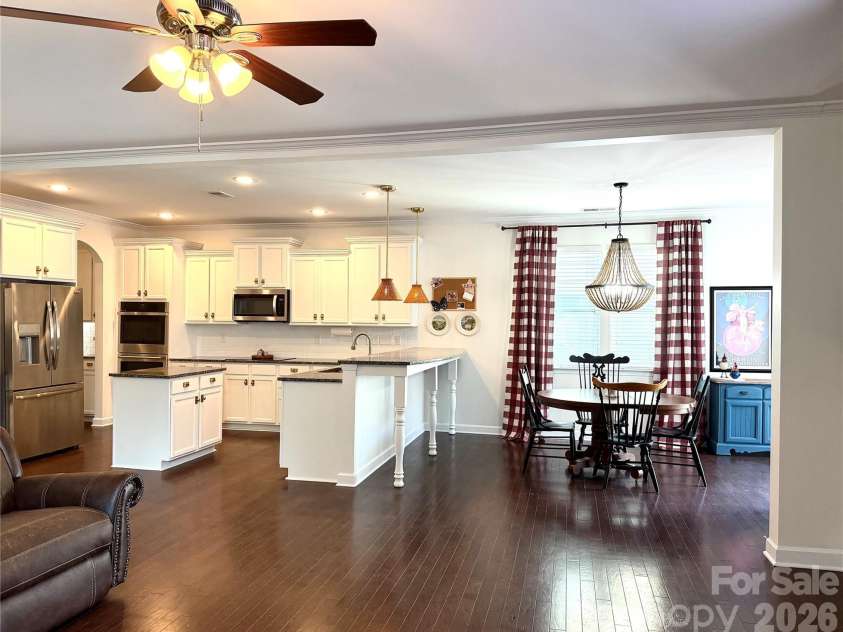 16523 Landen Forest Lane, Davidson, NC 28036.  MLS# CAR4421792, YatesRealty ID 42556. 