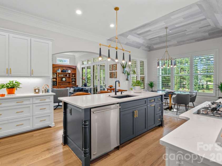 137 Torrence Chapel Road, Mooresville, NC 28117.  MLS# CAR4404777, YatesRealty ID 42559. 