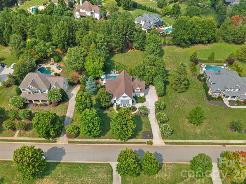 137 Torrence Chapel Road, Mooresville, NC 28117.  MLS# CAR4404777, YatesRealty ID 42559. 