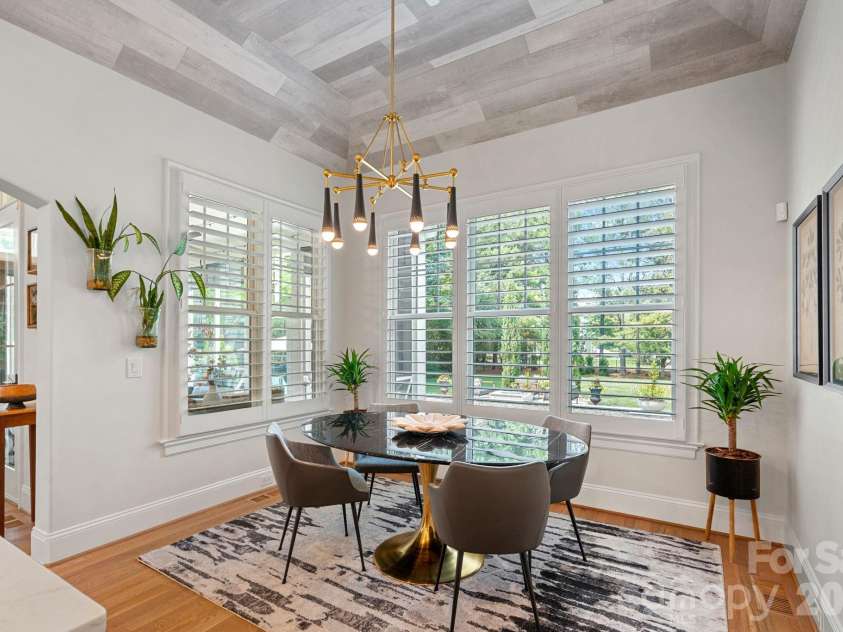 137 Torrence Chapel Road, Mooresville, NC 28117.  MLS# CAR4404777, YatesRealty ID 42559. Breakfast Room