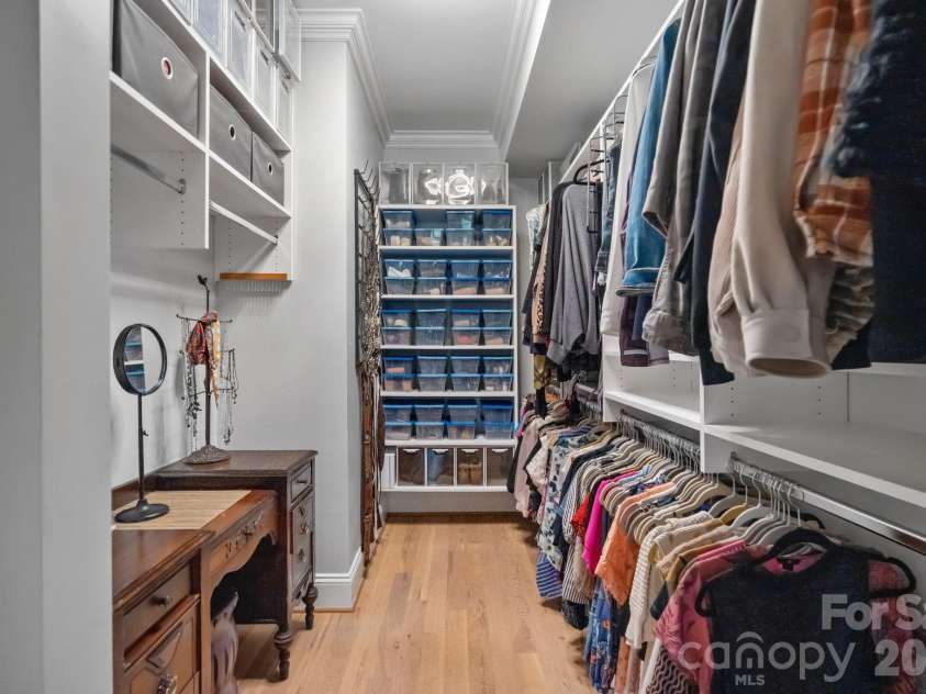 137 Torrence Chapel Road, Mooresville, NC 28117.  MLS# CAR4404777, YatesRealty ID 42559. Primary Closet 1