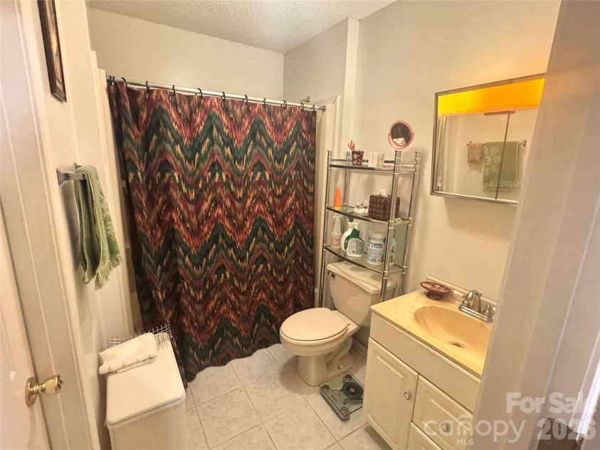 1529 Market Street, Cheraw, SC 29520.  MLS# CAR4358172, YatesRealty ID 4256. 