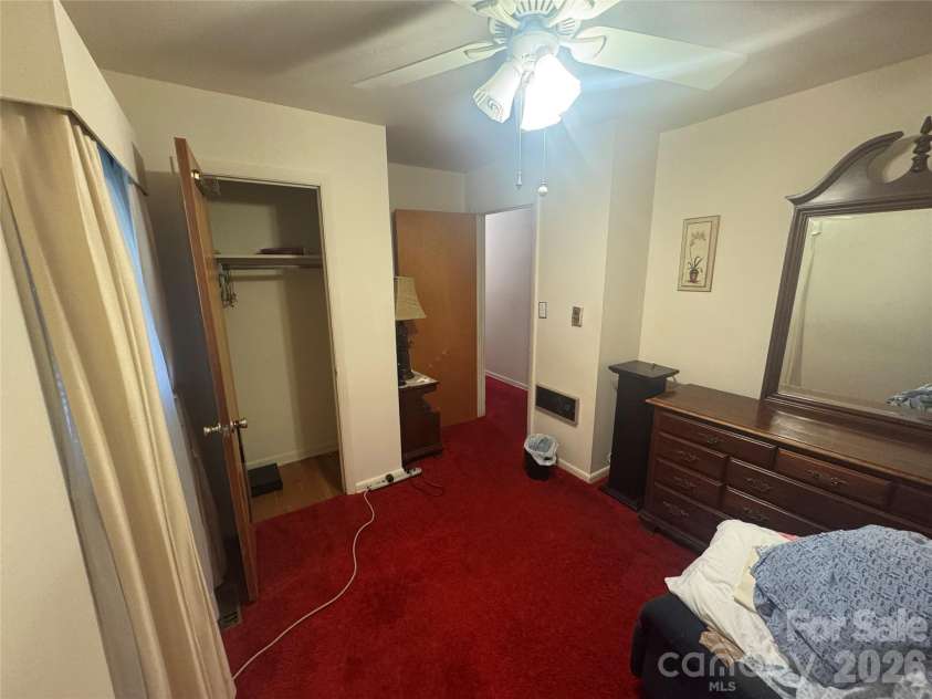 1529 Market Street, Cheraw, SC 29520.  MLS# CAR4358172, YatesRealty ID 4256. 