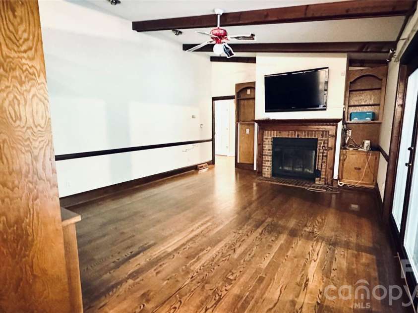 111 Forest Hills Drive, Mount Holly, NC 28120.  MLS# CAR4410751, YatesRealty ID 42560. 
