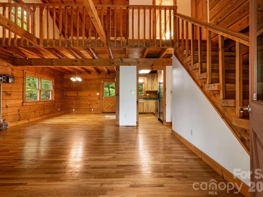 256 Fairway Loop, Burnsville, NC 28714.  MLS# CAR4410607, YatesRealty ID 42562. 